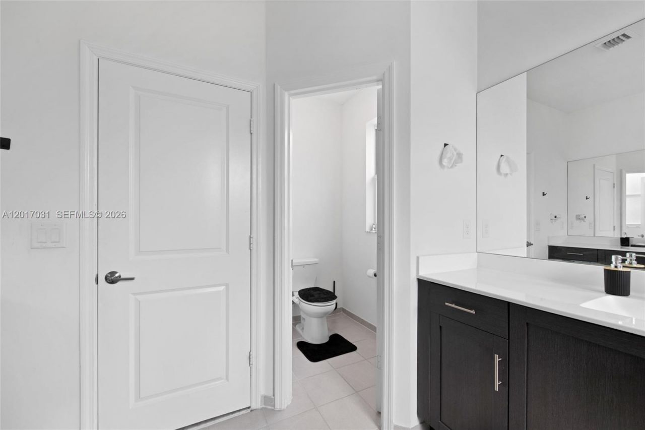 1392 SE 26th Ter , Homestead, FL 33035 Photo