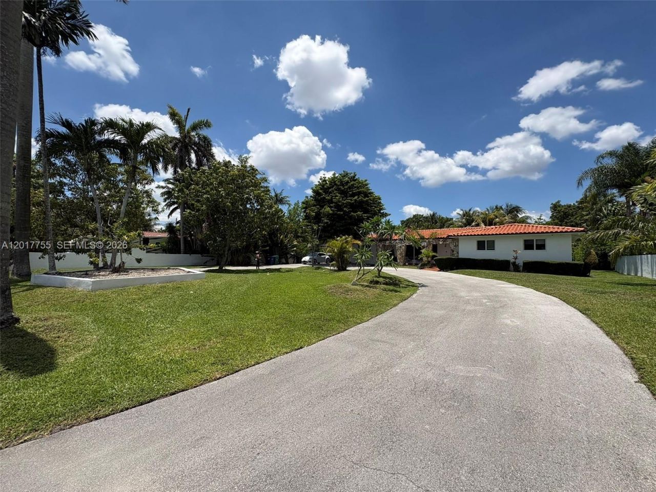 220 NW 130th Ave, Miami, FL 33182 Photo