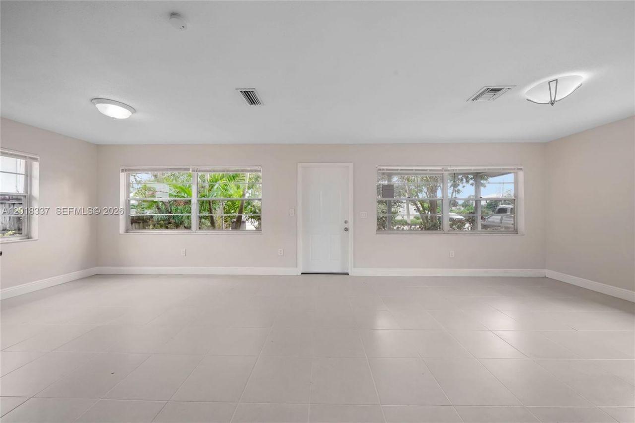 429 Avenida Hermosa , West Palm Beach, FL 33405 Photo