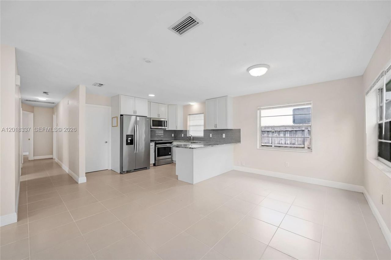 429 Avenida Hermosa , West Palm Beach, FL 33405 Photo
