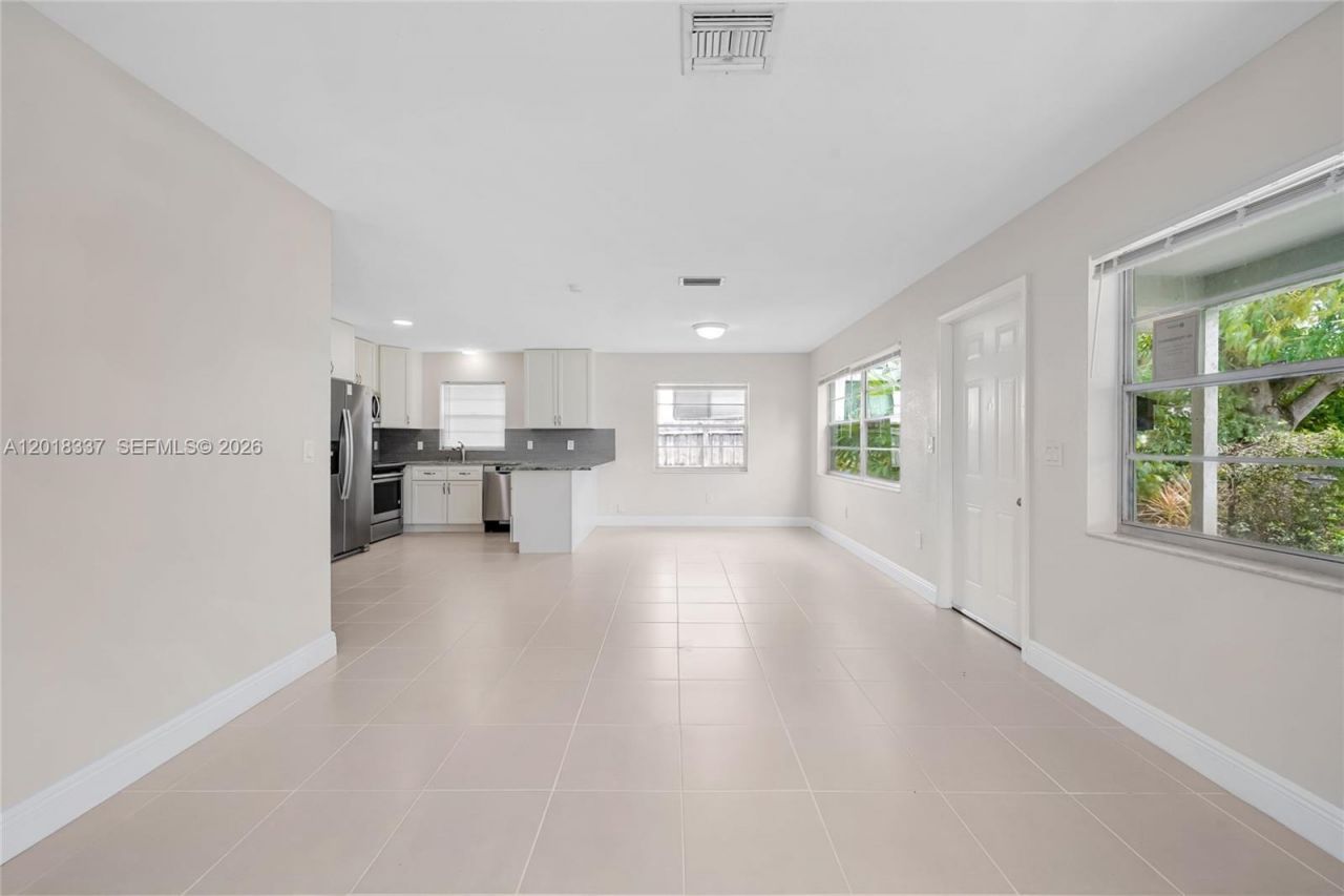 429 Avenida Hermosa , West Palm Beach, FL 33405 Photo