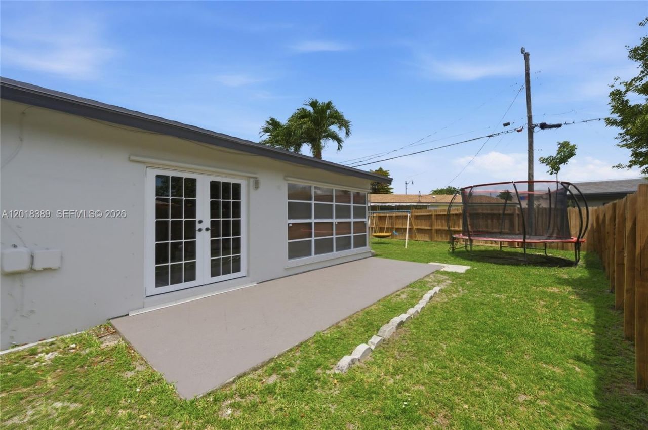109 S 57th Ave, Hollywood, FL 33023 Photo