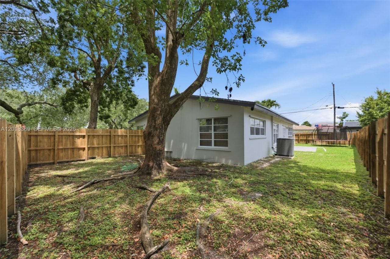 109 S 57th Ave, Hollywood, FL 33023 Photo