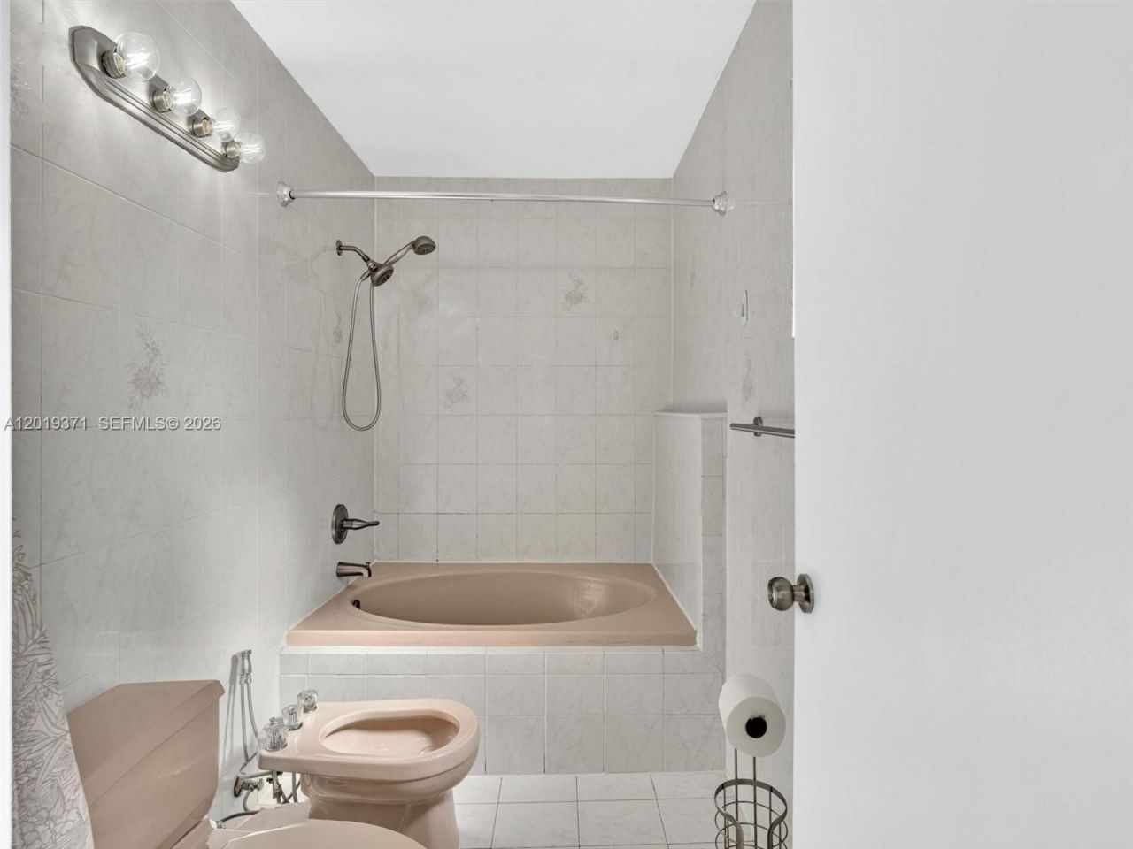 6460 SW 2nd St, Unit 1, Miami, FL 33144 Photo