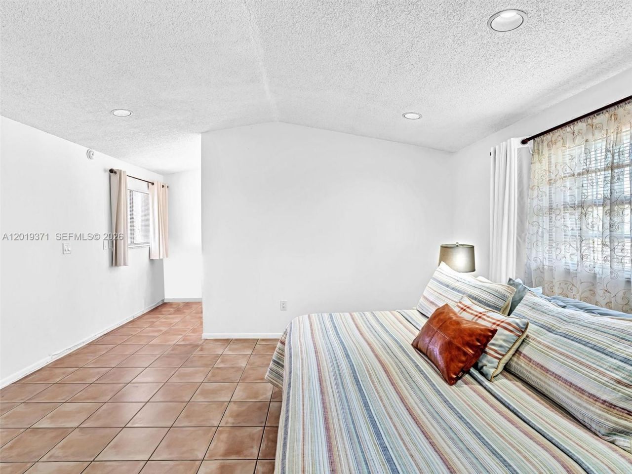 6460 SW 2nd St, Unit 1, Miami, FL 33144 Photo