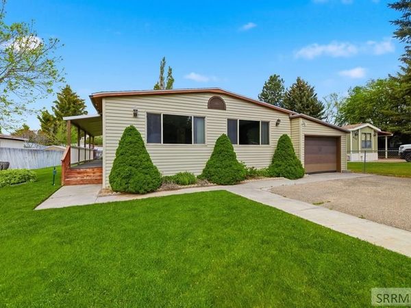 640 E Coachman Circle, IDAHO FALLS, ID 83402