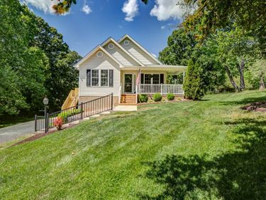 433 Stratford Road, Concord, VA 24538