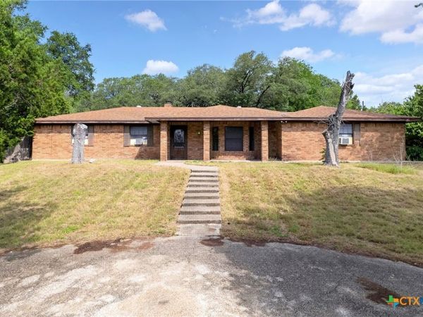 365 Llewellyn Lane , Killeen, TX 76542
