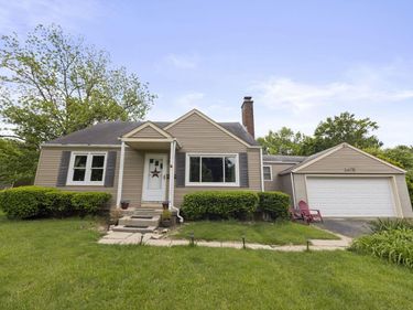 2475 Mccoy Road, Upper Arlington, OH 43220