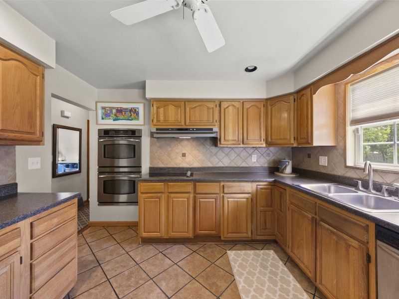 2475 Mccoy Road, Upper Arlington, OH 43220 Photo 10