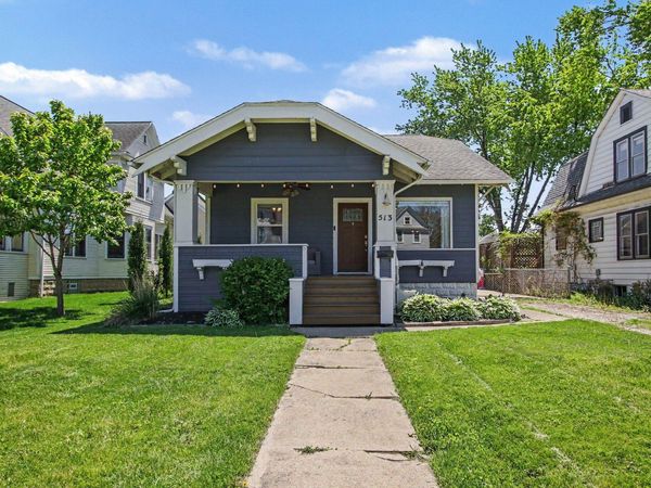 513 E Joliet Street, Crown Point, IN 46307