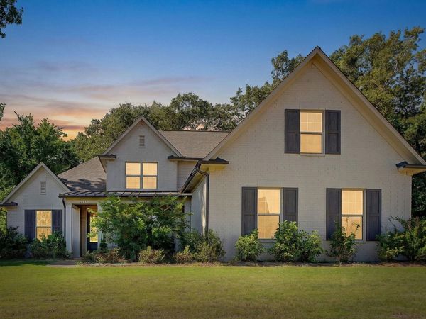 6439 WELLS GROVE DR, Bartlett, TN 38135