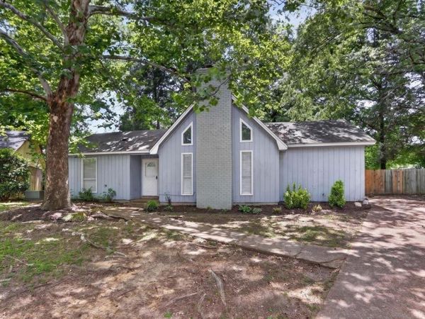 2081 ROSE GARDEN CV, Memphis, TN 38133