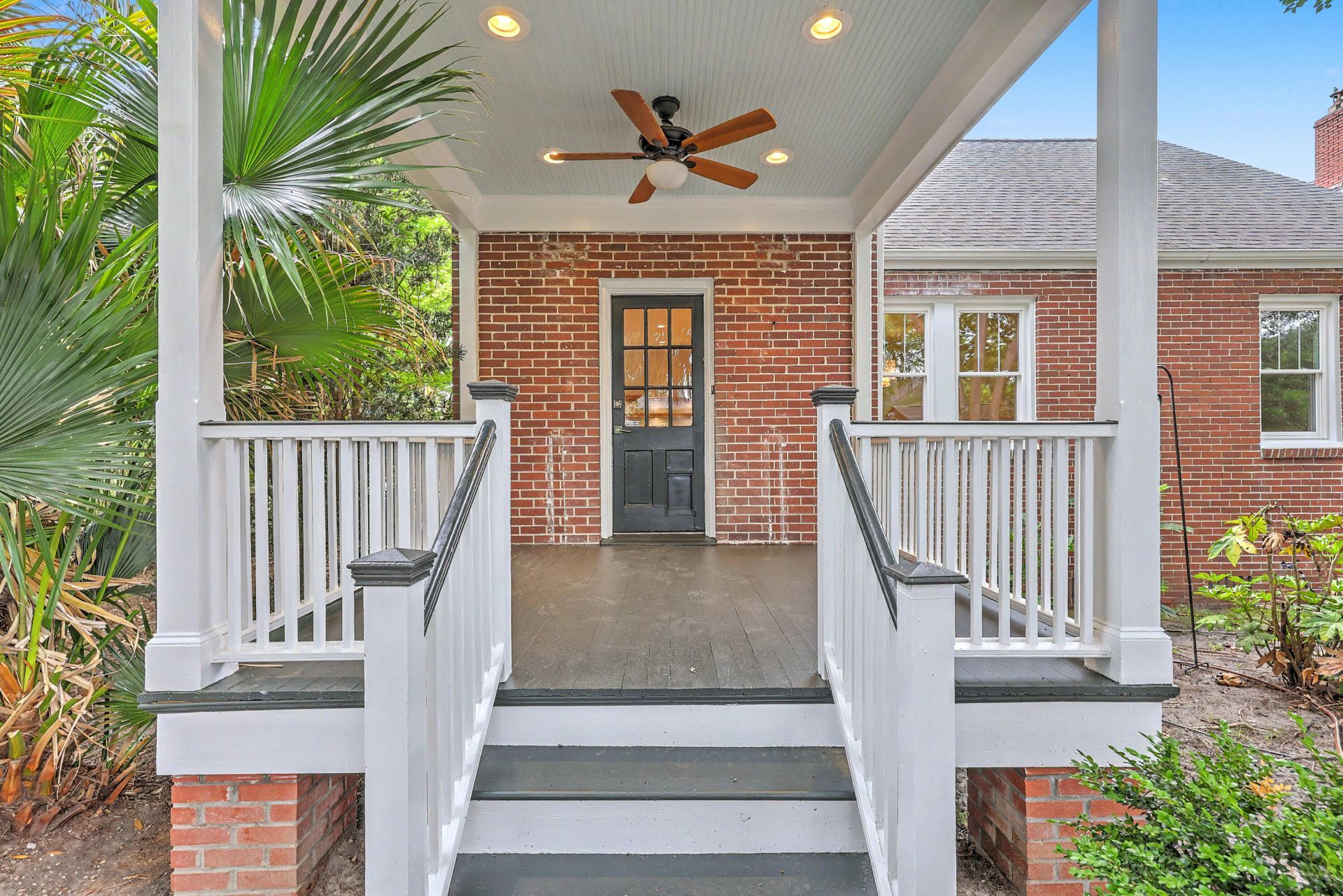 152 Grove Street Photo 33