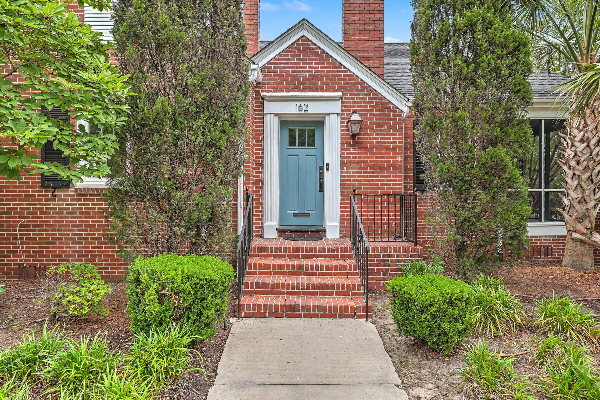 152 Grove Street Photo 5