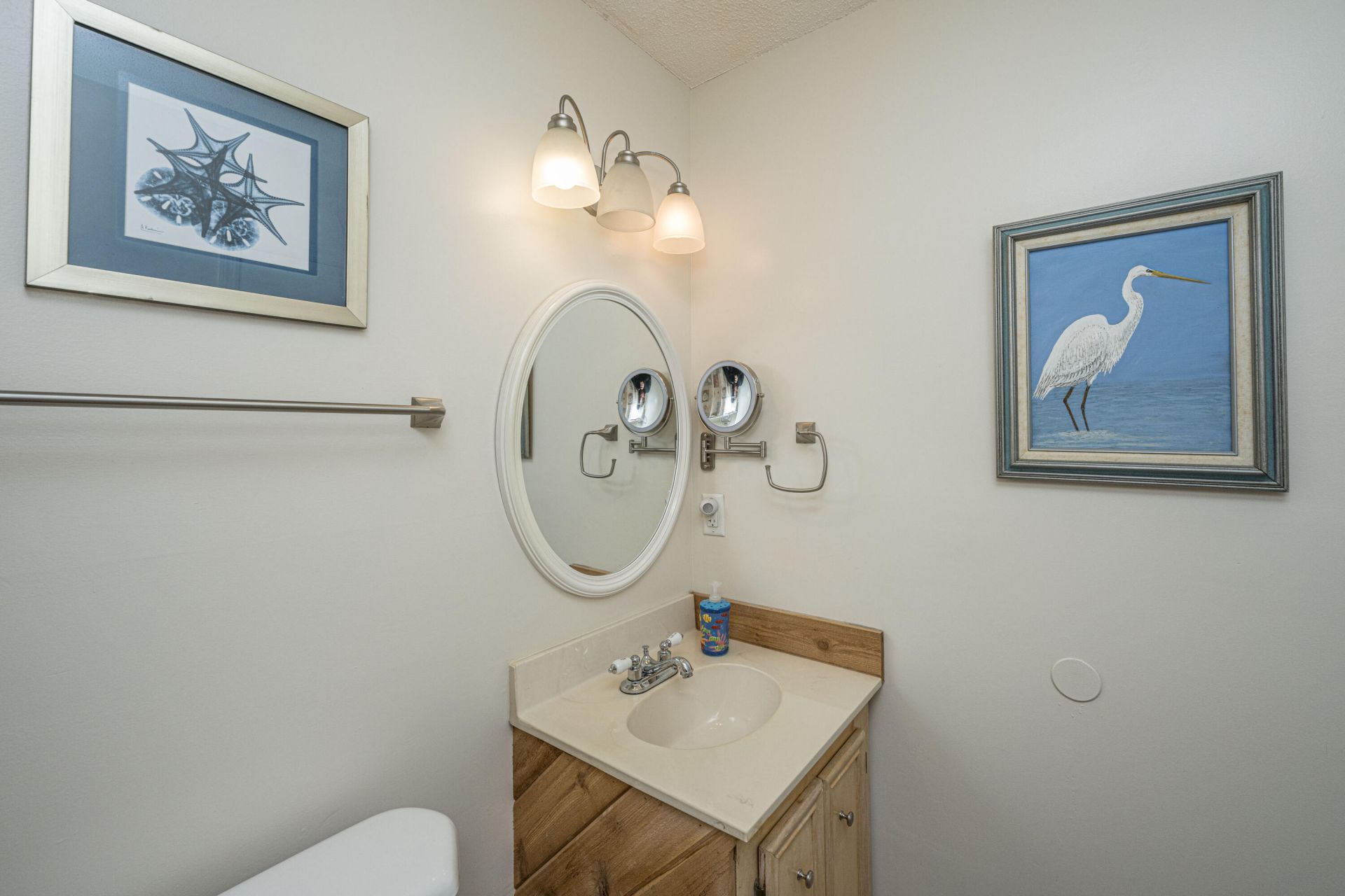 105 James Road Photo 22