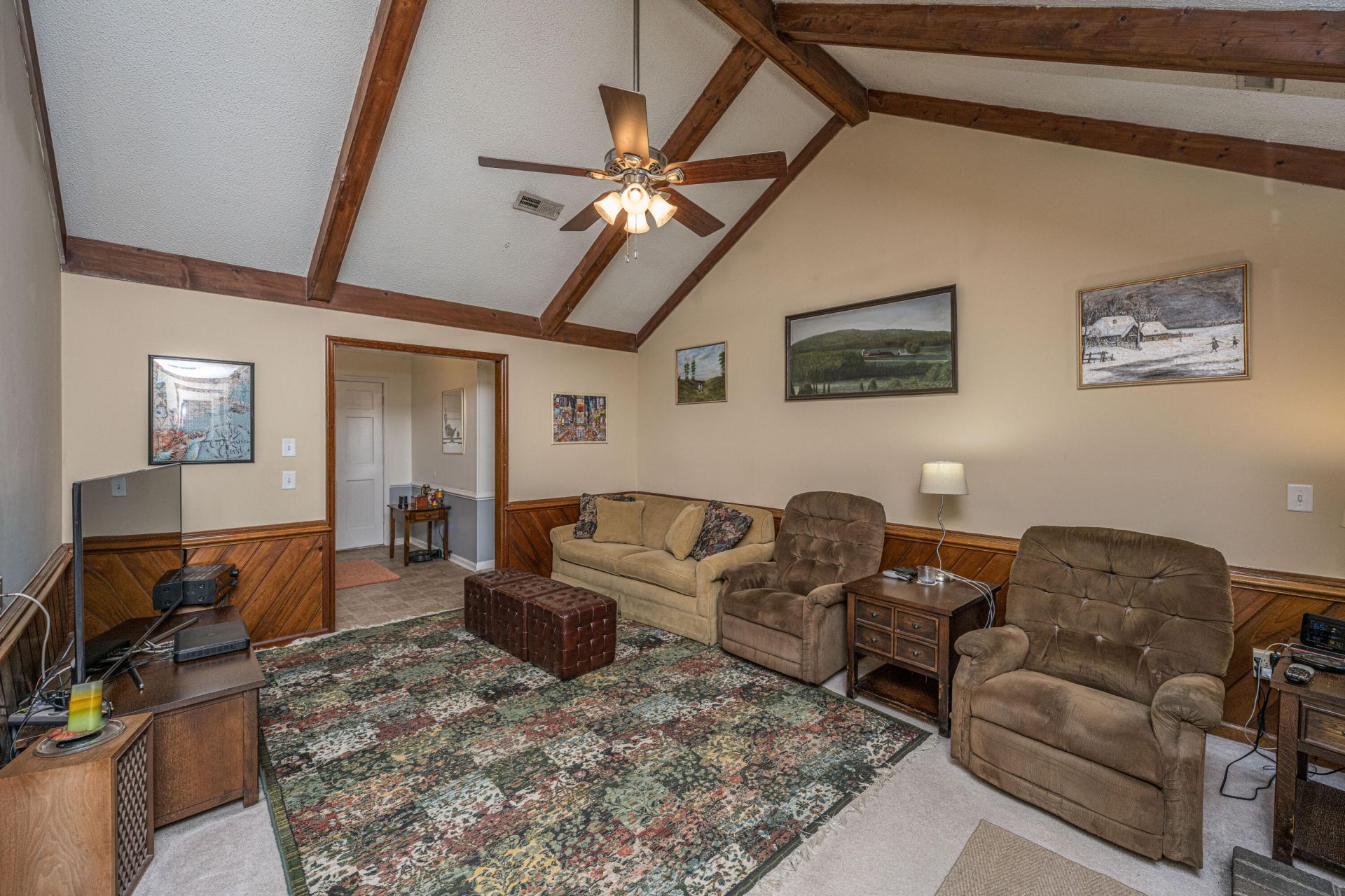 105 James Road Photo 5