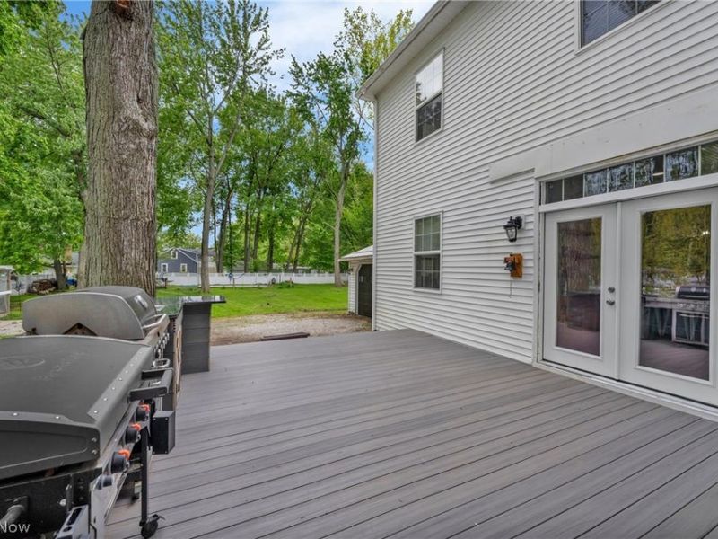 33932 Roberts Road, Eastlake, OH 44095 Photo 41