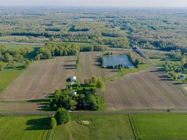 9865 Tallmadge Road, Diamond, OH 44412