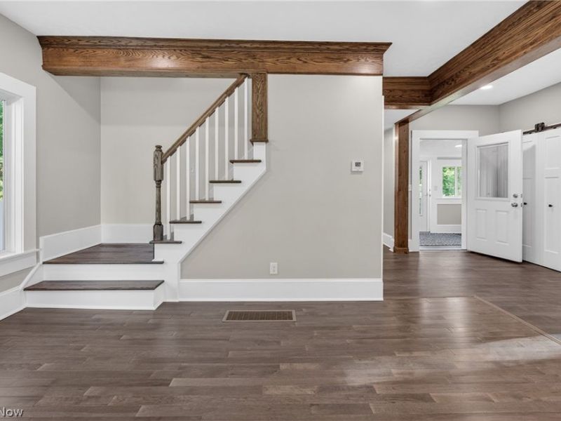 9865 Tallmadge Road, Diamond, OH 44412 Photo 13