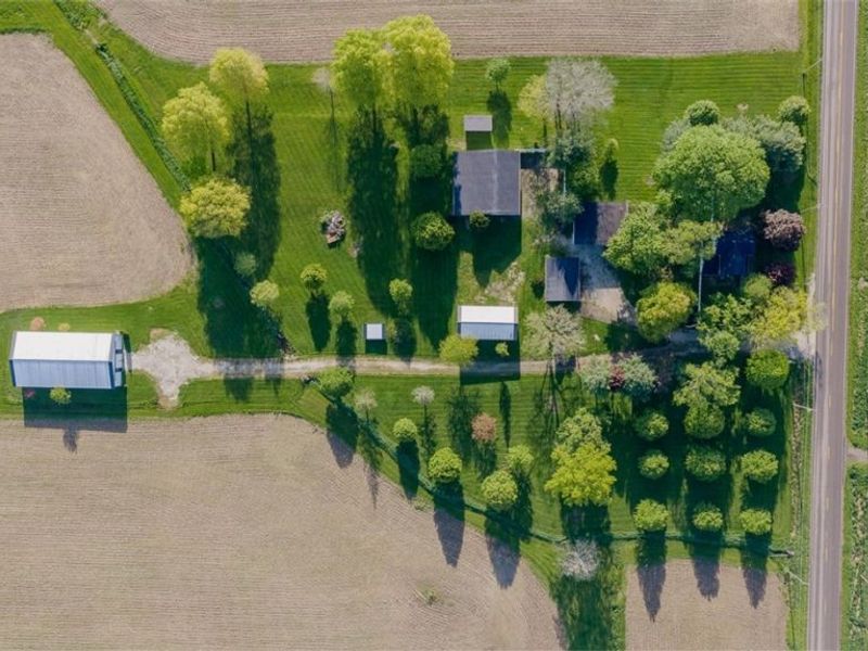 9865 Tallmadge Road, Diamond, OH 44412 Photo 3