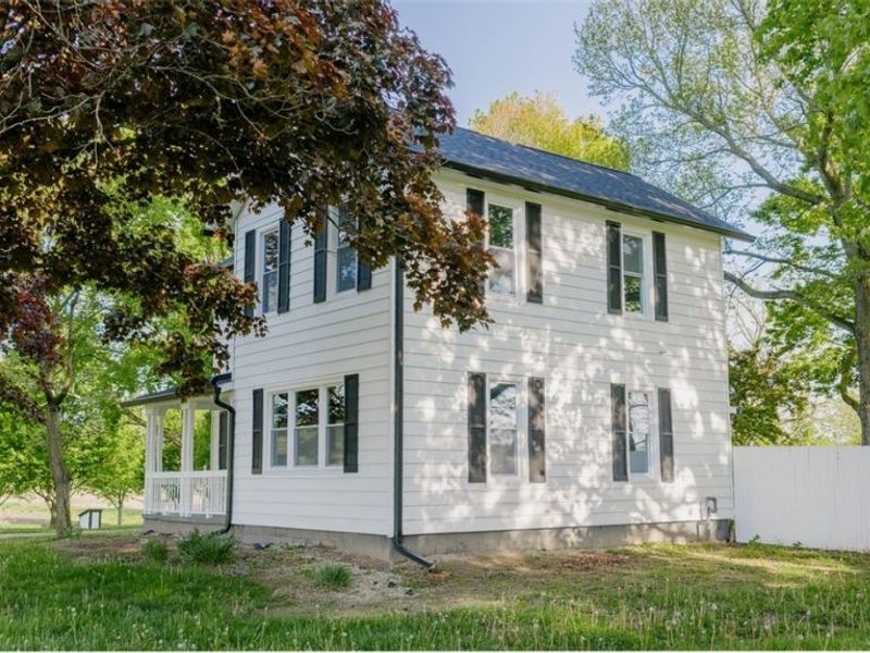 9865 Tallmadge Road, Diamond, OH 44412 Photo 6