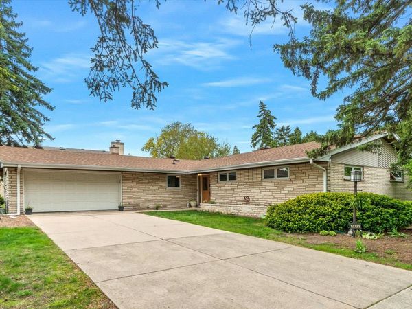3816 Cumnor Road, Downers Grove, IL 60515
