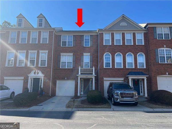 2024 MERRIMONT Way, Roswell, GA 30075