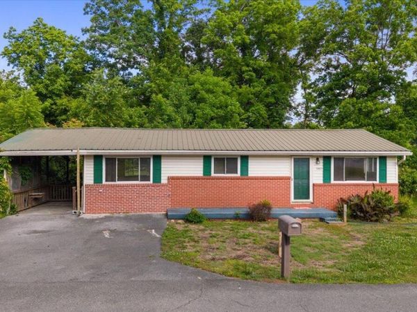 1665 Harle Avenue NW, Cleveland, TN 37311