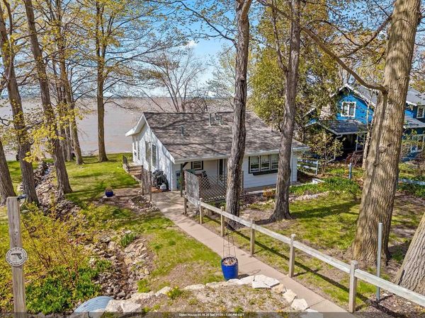 5083 EDGEWATER BEACH ROAD, Green Bay, WI 54311