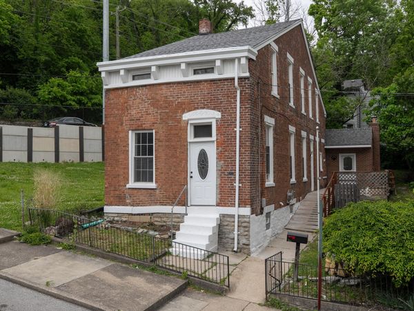 728 W 9th Street, Covington, KY 41011