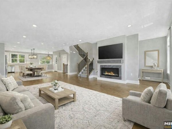 33 Cranberry Lane 17, Unit 17, MONTVALE, NJ 07645