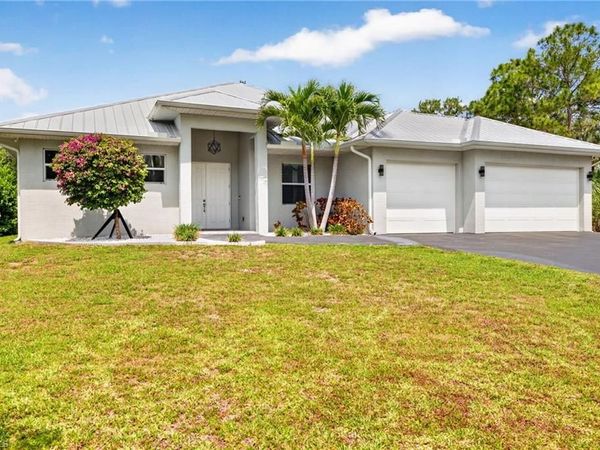 24000 Claire ST , BONITA SPRINGS, FL 34135