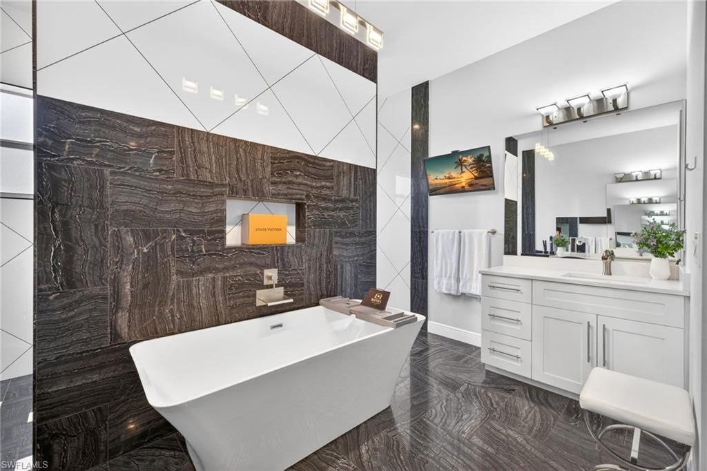 24000 Claire St, Bonita Springs, FL 34135 Photo