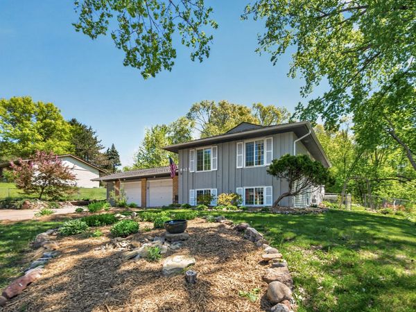 8423 Innsdale Avenue S, Cottage Grove, MN 55016