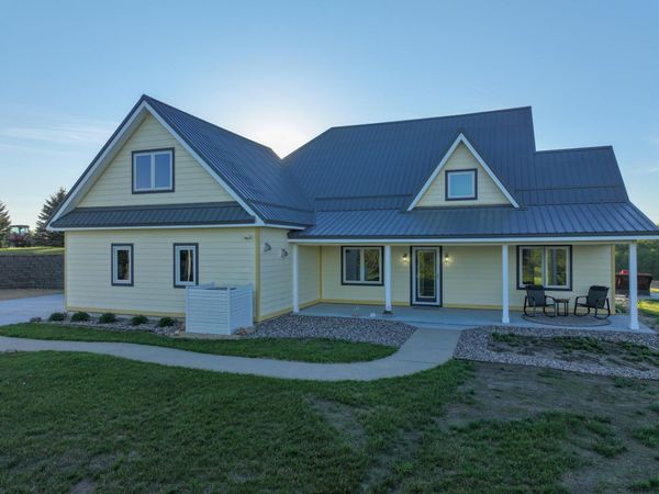 19807 Balentine Road, Caledonia, MN 55921