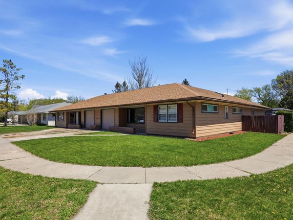716-718 18th Street S, Fargo, ND 58103