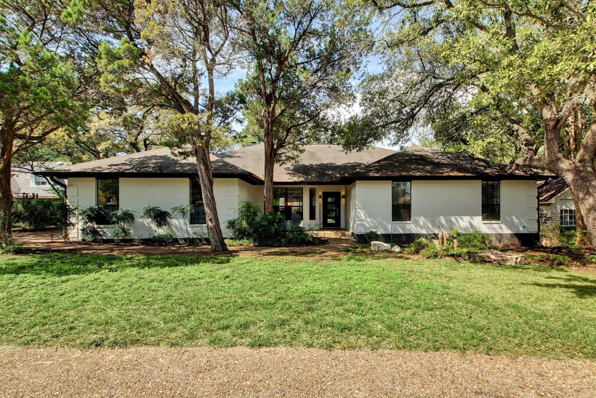 7103 Anaqua Dr , Austin, TX 78750 Main Photo