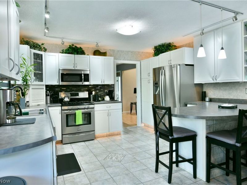 2031 Quail Run, Cortland, OH 44410 Photo 16
