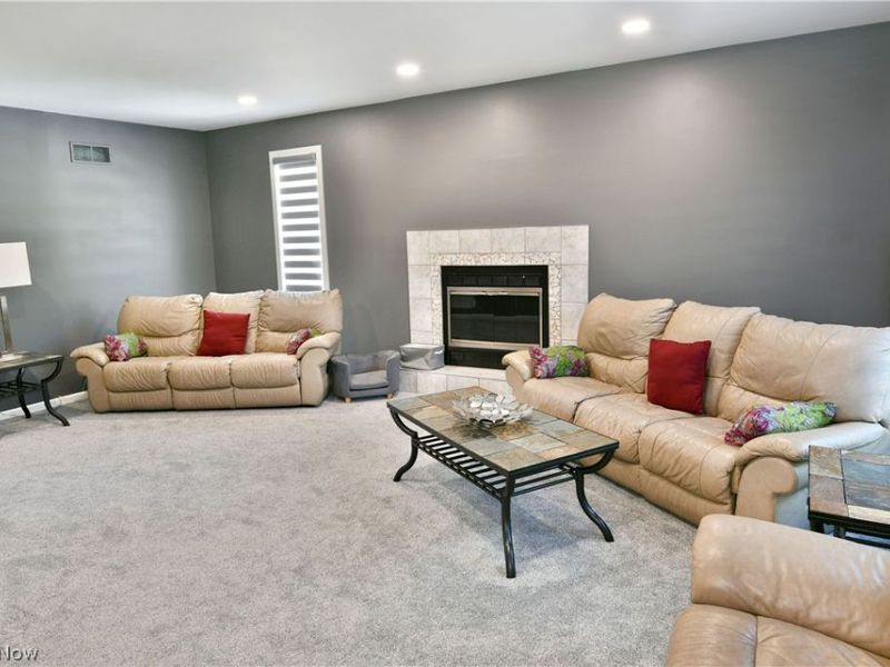 2031 Quail Run, Cortland, OH 44410 Photo 22