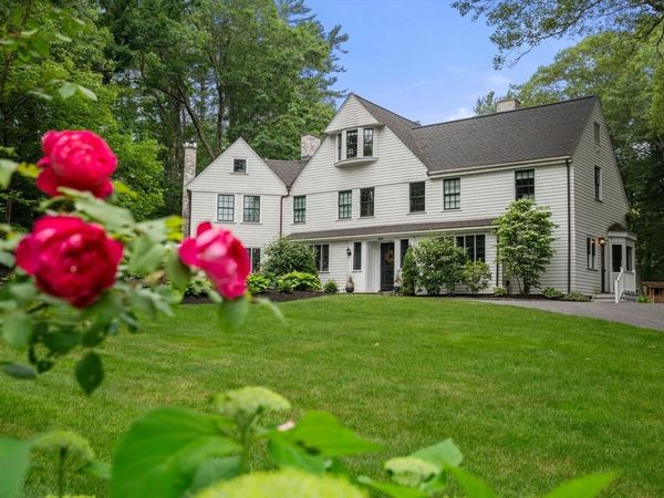 153 Ridgeway Rd, Weston, MA 02493