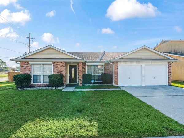 2101 DIERDORFF Street , Marrero, LA 70072