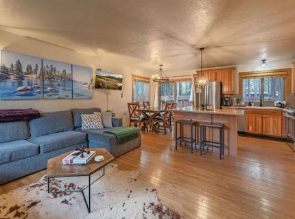 2126 Helen Ave Avenue, South Lake Tahoe, CA 96150 Photo