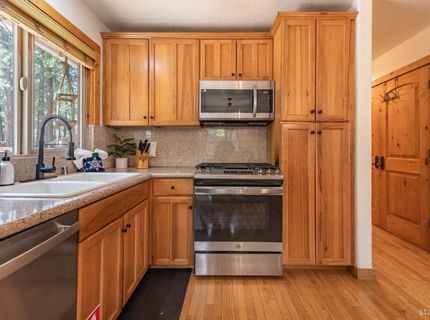 2126 Helen Ave Avenue, South Lake Tahoe, CA 96150 Photo