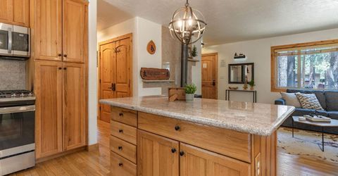 2126 Helen Ave Avenue, South Lake Tahoe, CA 96150 Photo