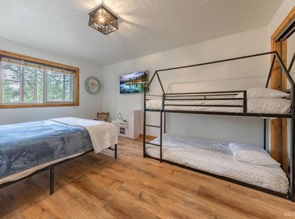2126 Helen Ave Avenue, South Lake Tahoe, CA 96150 Photo