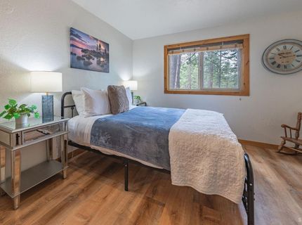 2126 Helen Ave Avenue, South Lake Tahoe, CA 96150 Photo