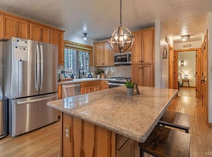 2126 Helen Ave Avenue, South Lake Tahoe, CA 96150 Photo