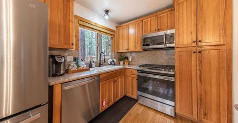 2126 Helen Ave Avenue, South Lake Tahoe, CA 96150 Photo