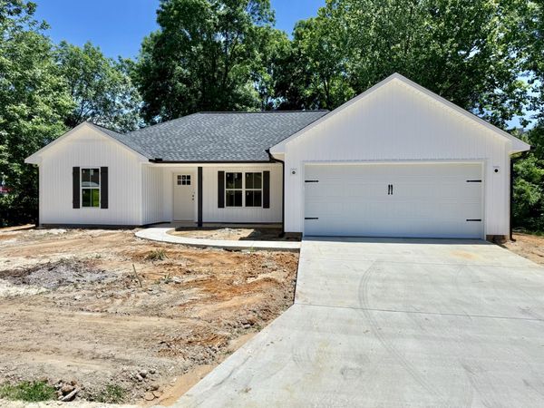 3627 Craigmont, Tupelo, MS 38801